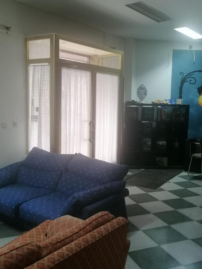 Hostal Casa Rosa Madrid Bagian luar foto