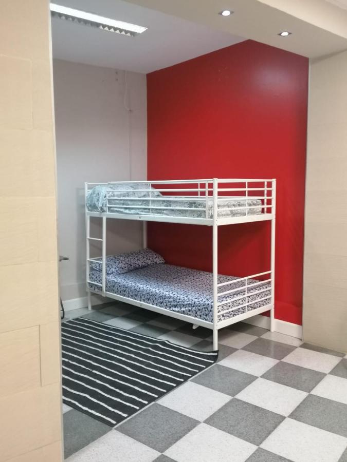 Hostal Casa Rosa Madrid Bagian luar foto