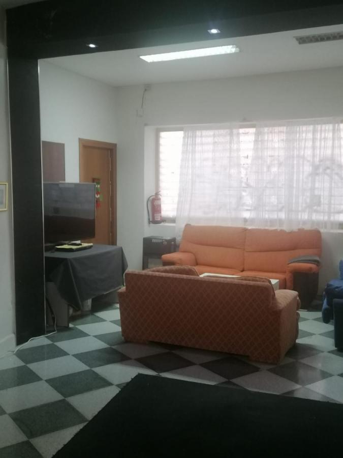Hostal Casa Rosa Madrid Bagian luar foto