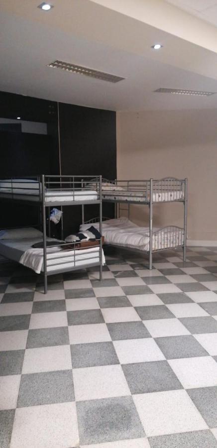 Hostal Casa Rosa Madrid Bagian luar foto